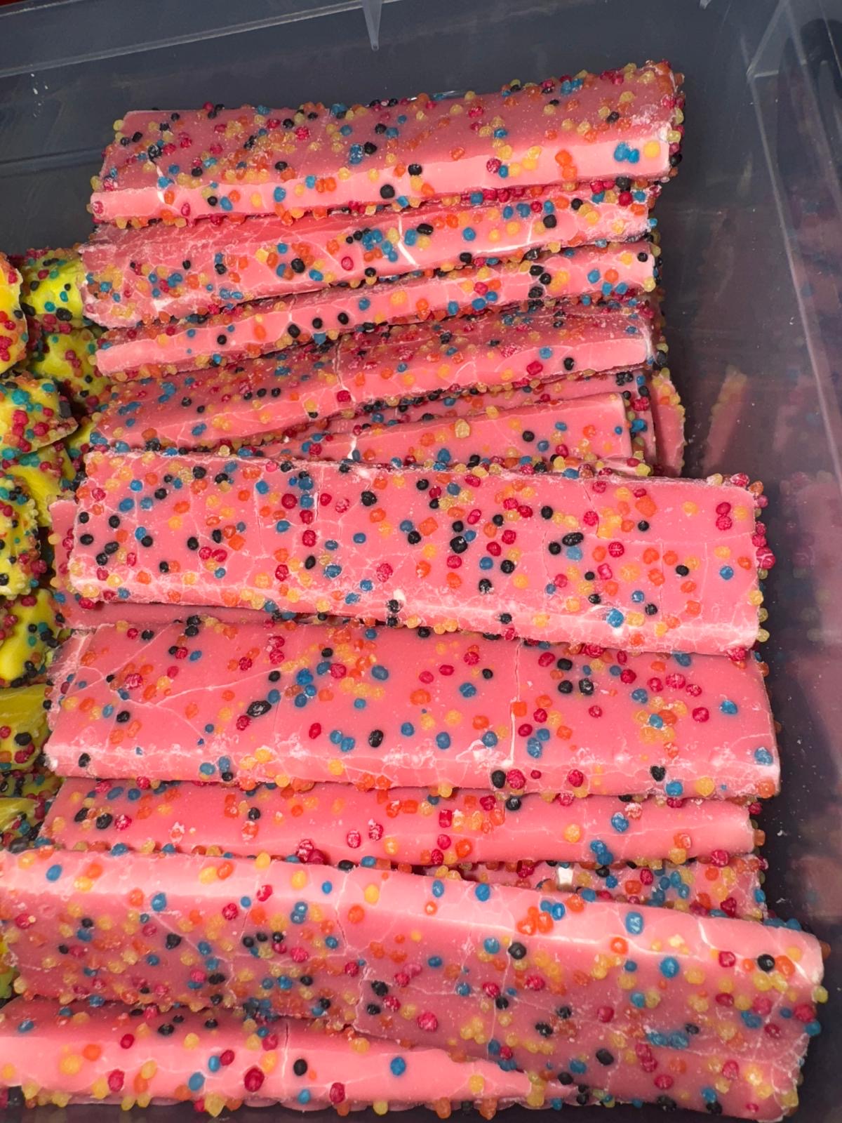 Maxi Crujitos Erdbeere(Pink) und Vanille(gelbe)(Einheit)